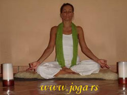 Joga-gestovi-Shuni-mudra