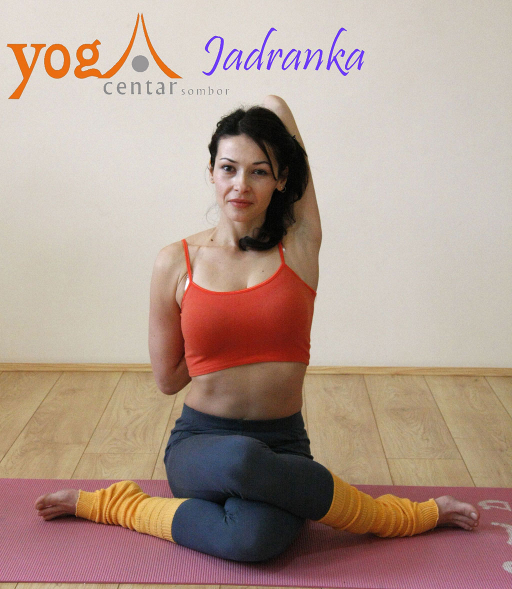 Joga-polozaji-Kravlje-lice-(Gomukasana)-Jadranka